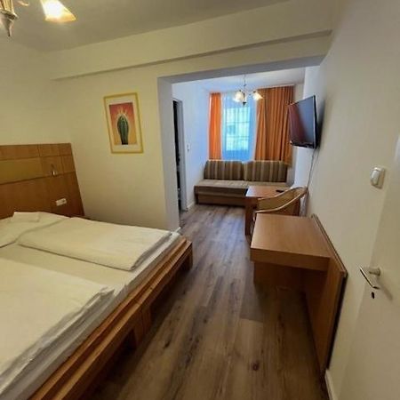City Hotel Post 14 Braunau am Inn Εξωτερικό φωτογραφία